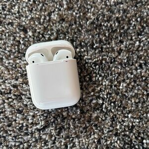 Apple AirPods 1 Gen